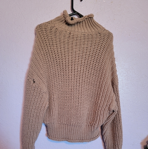 H&M Sweater - Picture 3 of 4